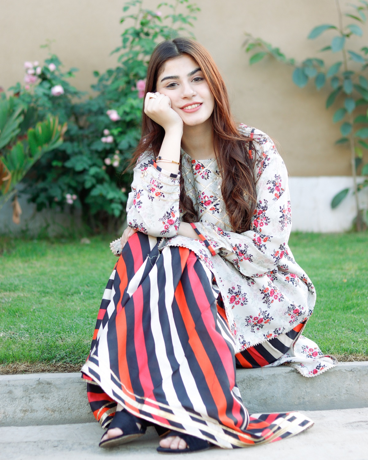 Noor e Jahan 2 piece Ghara set Rose-011